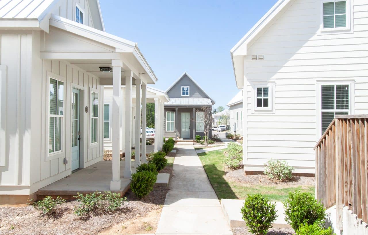 midtown auburn apartments near auburn university cottage exterior