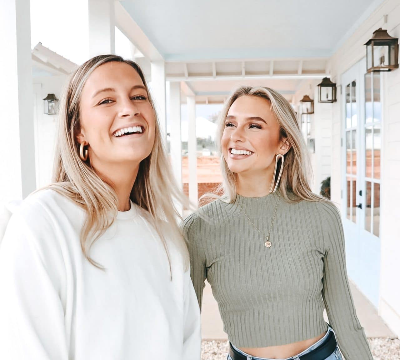 midtown auburn apartments near auburn university outdoor balcony