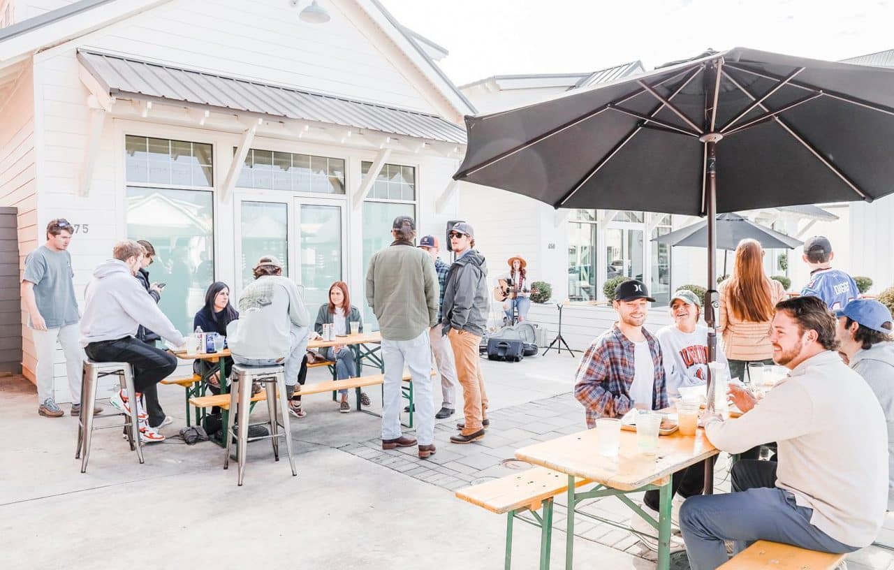 midtown auburn apartments near auburn university outdoor patio